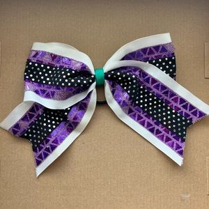 Cheer Bow 🎀3 for 35⭐️